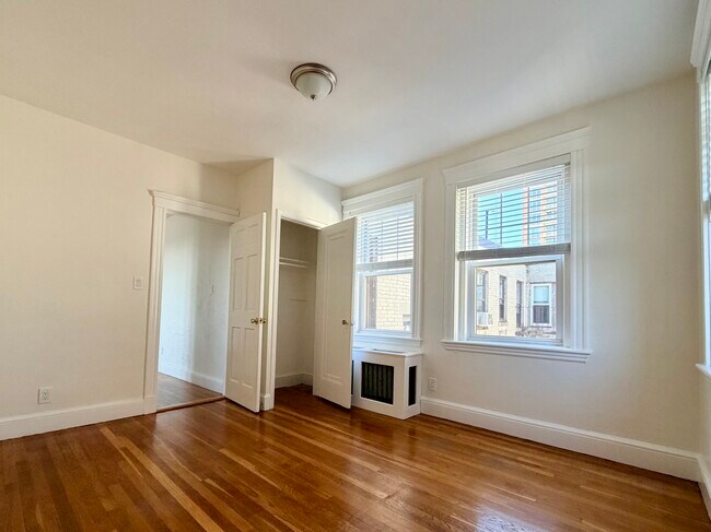 Photo - 2001 Commonwealth Ave Unit 34