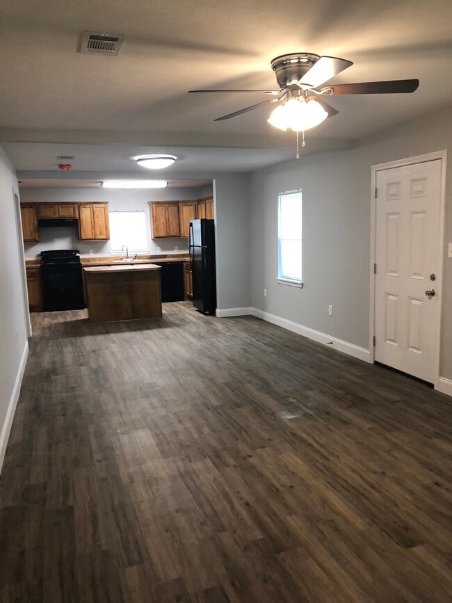 10944 Highway 28 E