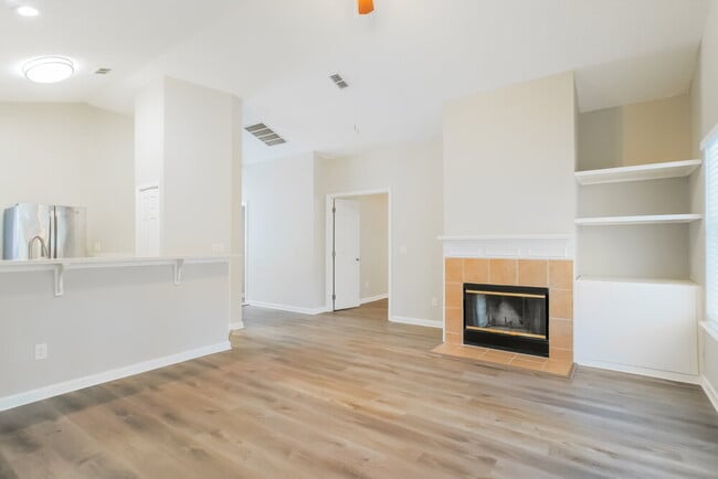 Photo - 3004 Santee Pl