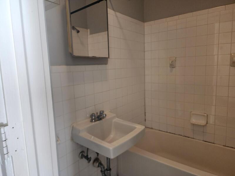 Photo - 192-194-194 Main St