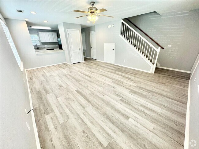 Building Photo - 1446 W Netherland Way Rental