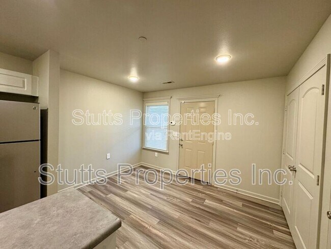 Photo - 104 Spindle Ct Unit 104