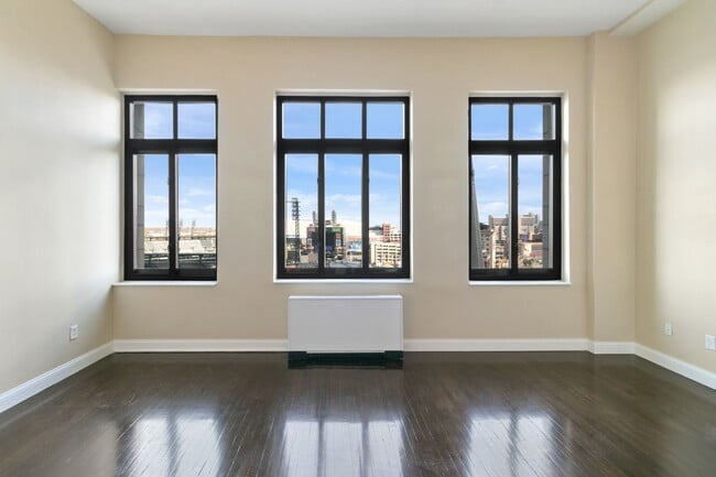 Photo - Fyfe Apartments