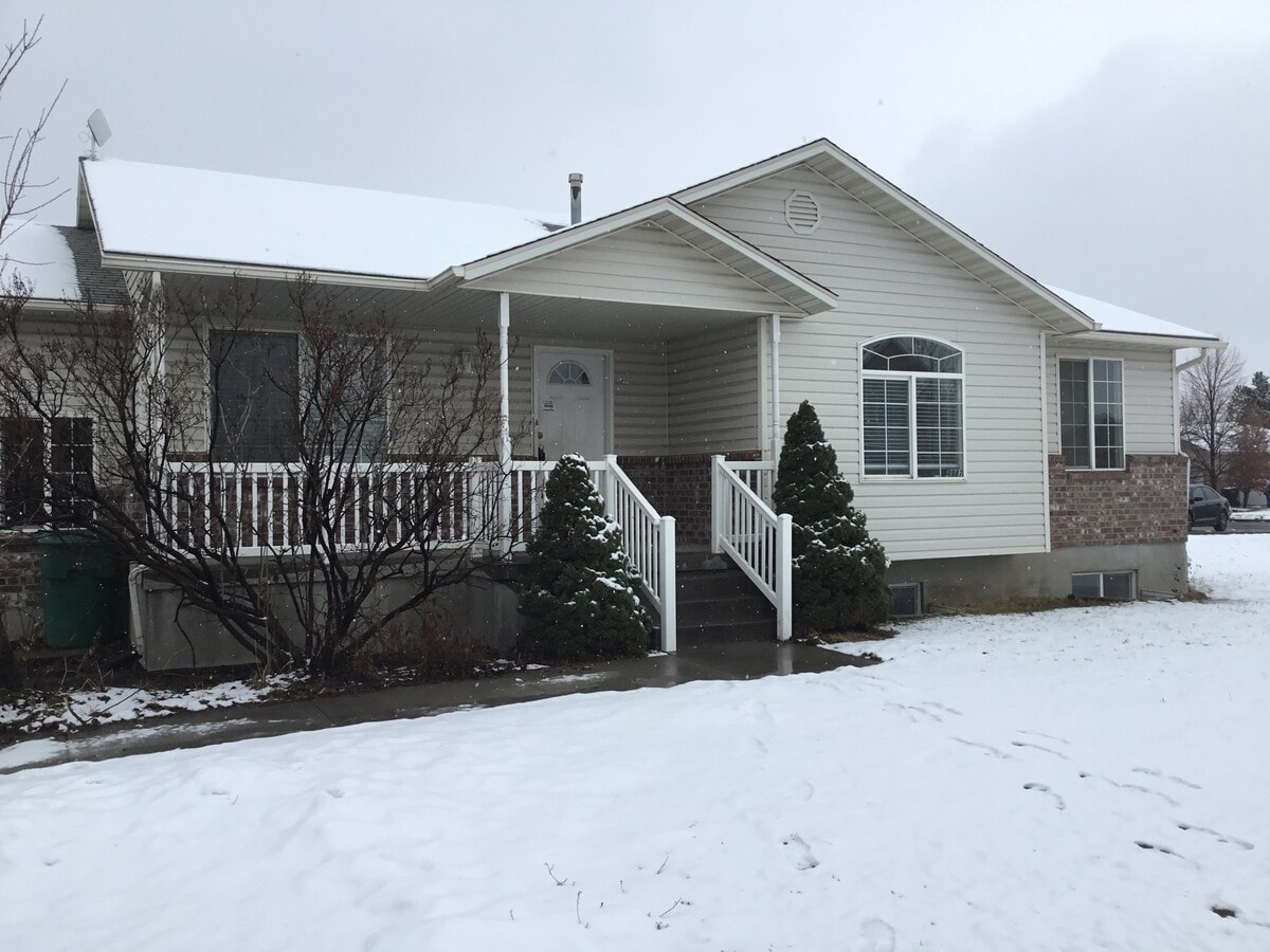 Photo - 4987 W Woodbend Rd