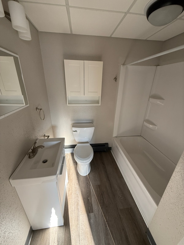 Photo - 112 W 1st St Unit 102 N Farley  B