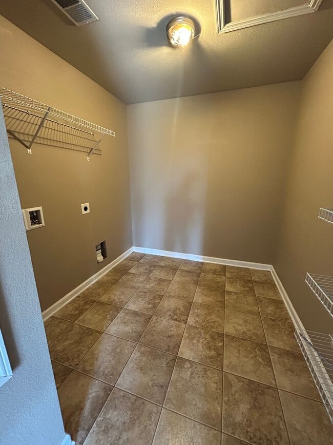 222 Harold Murphy Dr