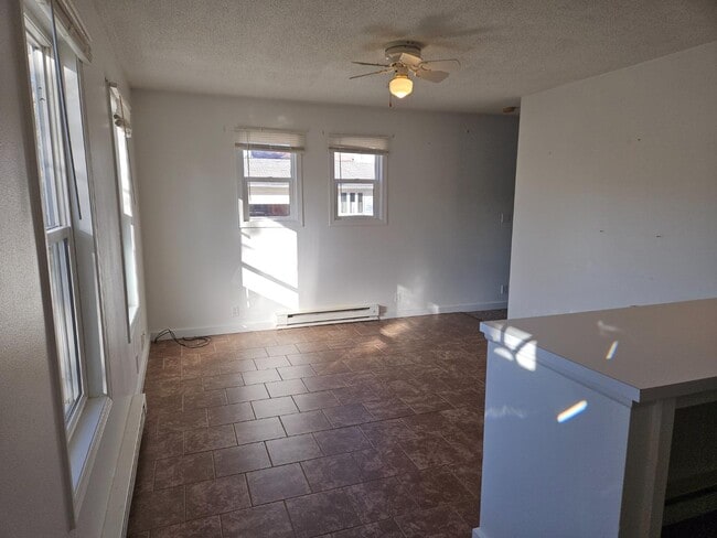 Photo - 510 W Murray St