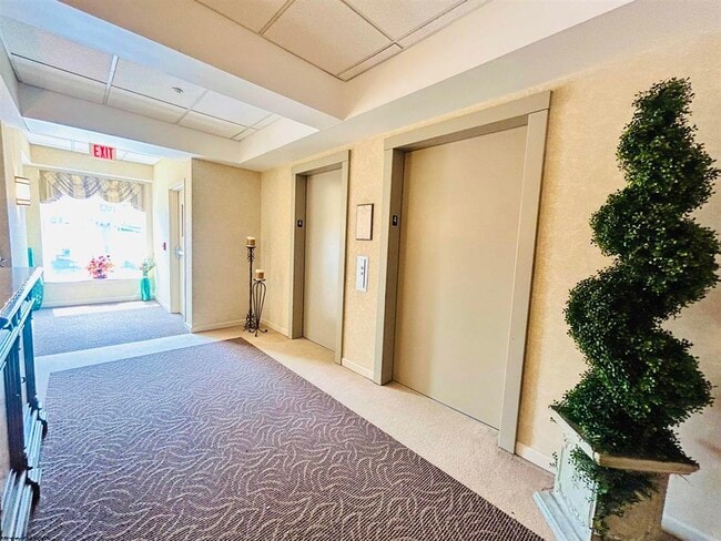 Photo - 1117 University Ave