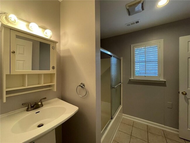 Photo - 1583 Piedmont Ave NE