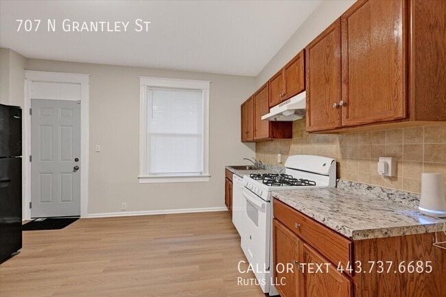 Photo - 707 N Grantley St House