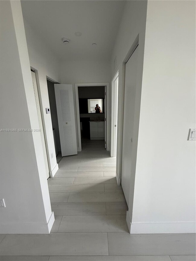 Photo - 1091 E 17th St Unit 402