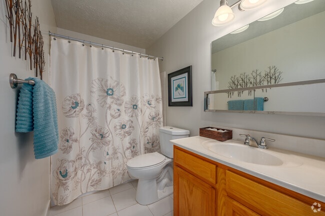Willow - 1BR, 1BA - 675SF - Bathroom