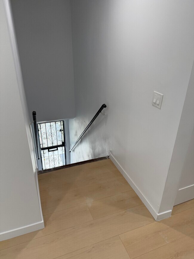 Photo - 3205 Ganahl St