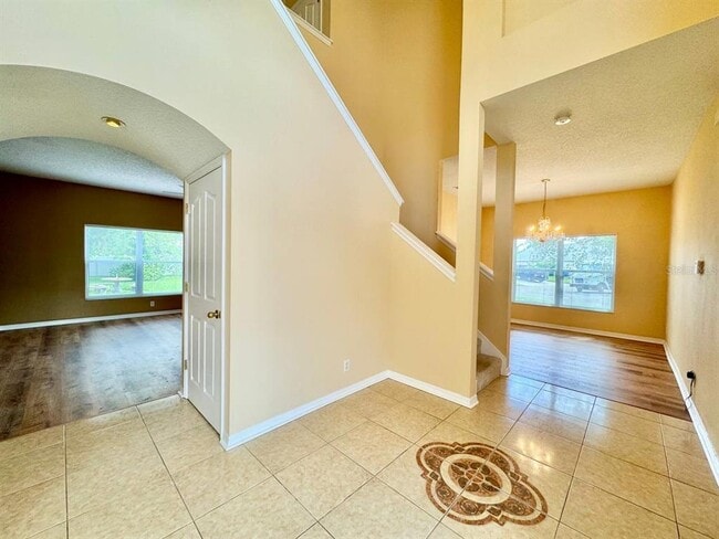 Photo - 884 Addison Dr NE