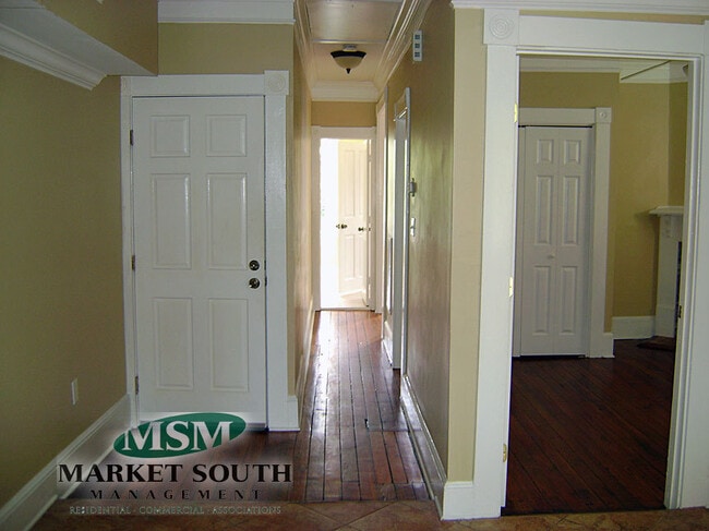 Photo - DOWNTOWN/SCAD RENOVATED APARTMENT
