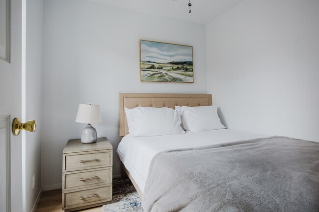 Photo - 55 Leroy St Unit FL3-ID1049553P