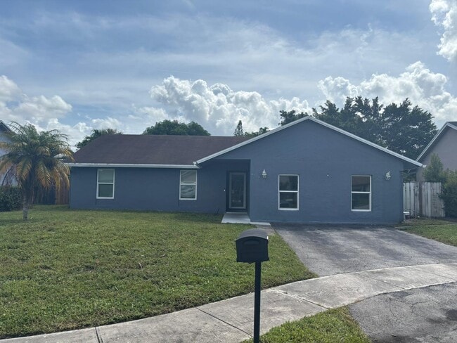 Building Photo - 4930 NW 85th Terrace Rental