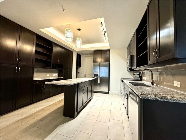 Photo - 2303 Middle St Unit 108