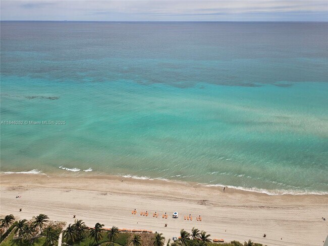 Building Photo - 19111 Collins Ave Unit 2906 Rental