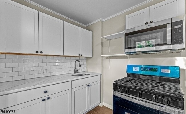 Photo - 6 Armstrong St Unit 2