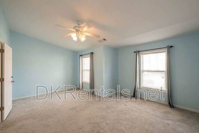 Photo - 1959 Lakeshore Overlook Cir NW