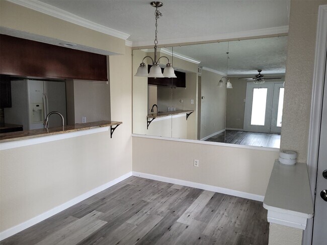 Photo - 1516 Bay Area Blvd Unidad 2