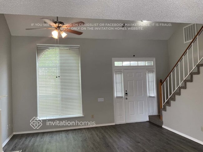 Photo - 4442 Wheeler St