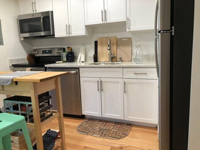 Photo - AWESOME 2 BED IN ALLSTON!!!!