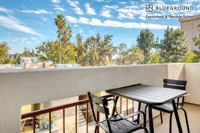 Photo - 114 N Doheny Dr Unit FL3-ID940