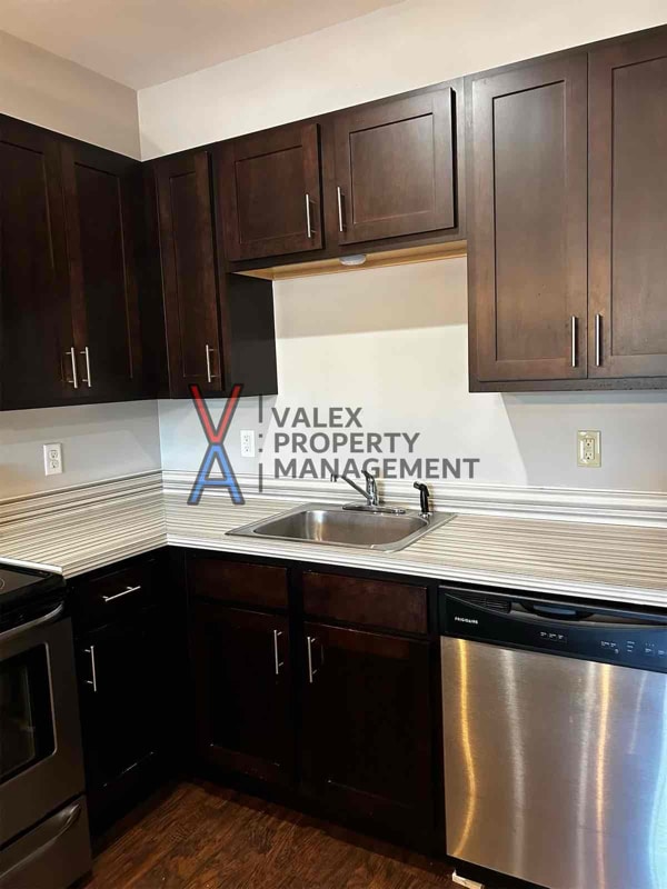 Photo - 970 Ridge Ave Unidad 4