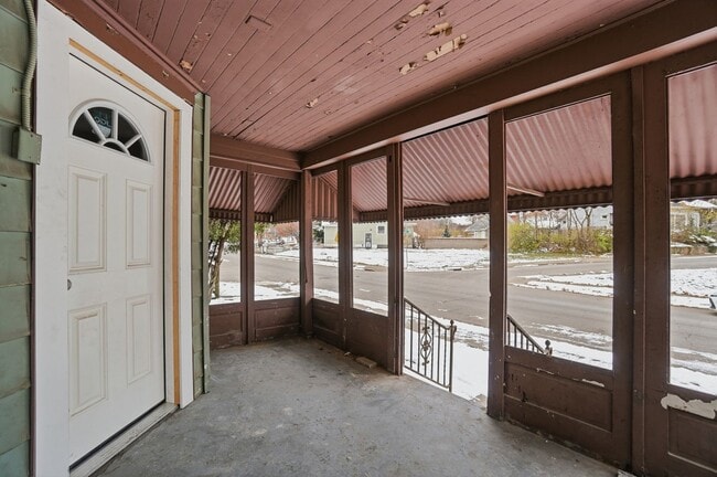 Photo - Four Bedroom House In Dayton!