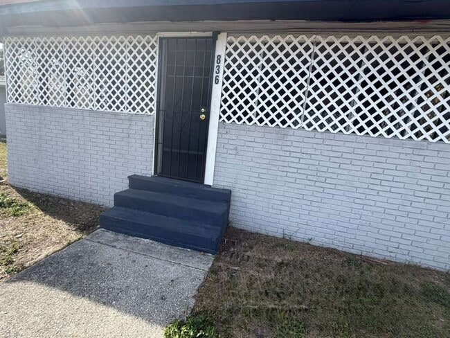 Photo - Beautiful Remodeled 4/1 Single Family Home in Lakeland