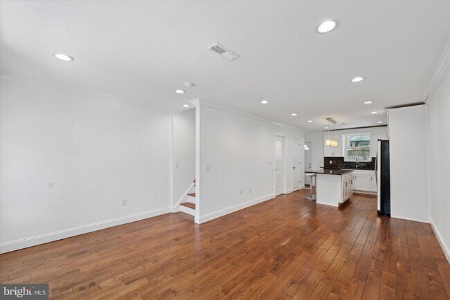 Photo - 2630 E Harold St