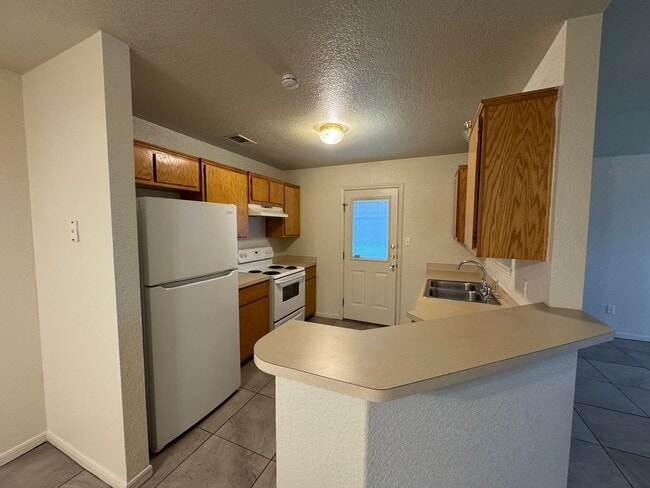 Photo - 2609 Vernice Loop Unit B