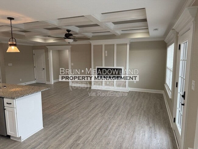 Photo - 3869 Doral Dr