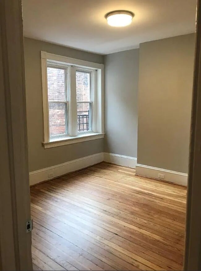 Building Photo - 3002 N Calvert St Unit 3