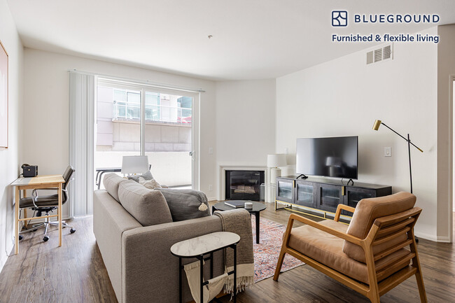 Photo - 13603 Marina Pointe Dr Apartamento Unidad FL3-ID1328