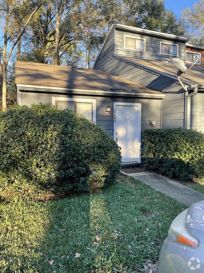Building Photo - 2163 Sandpiper St Rental