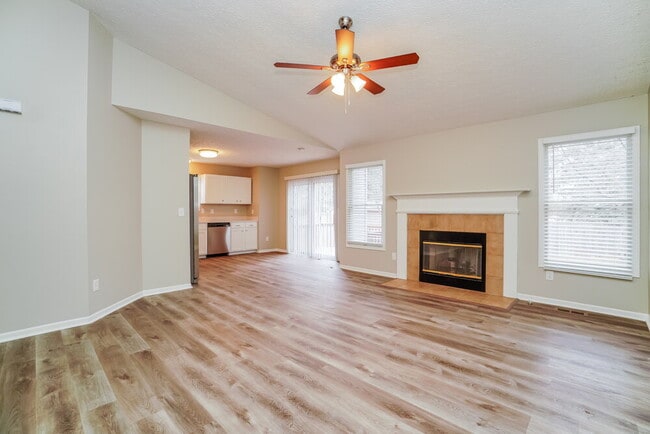 Photo - 5776 Chase Run