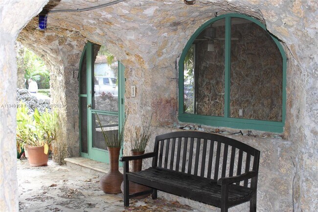 Photo - 1301 Milan Ave