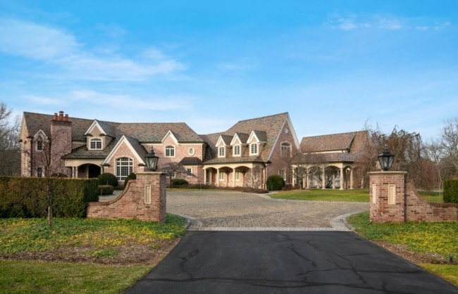 Photo - 581 Pottersville Rd