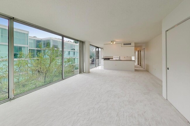 Photo - 3115 S Michigan Ave
