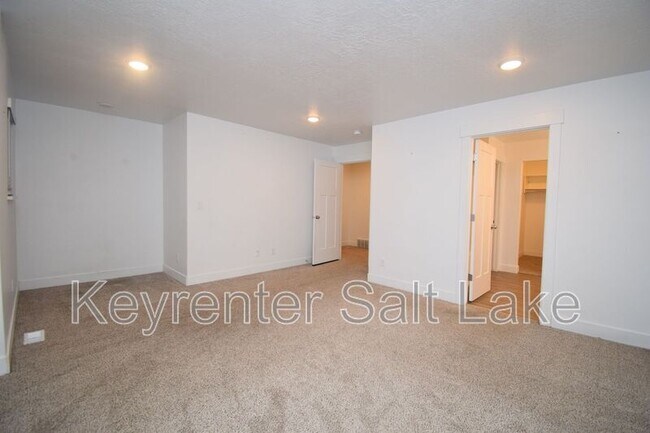 Photo - 2726 E Iron Bark Alley