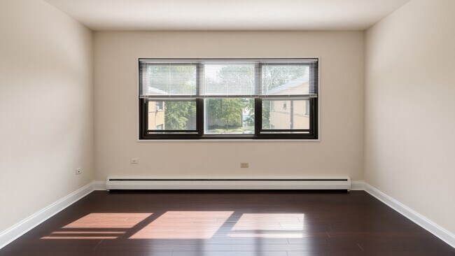 Photo - 6460 N Ridge Blvd Unit 1E