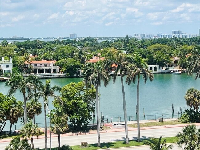 Photo - 5225 Collins Ave Unidad 914