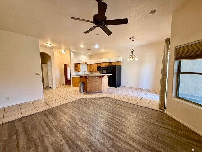 Photo - 11785 Calle Gaudi