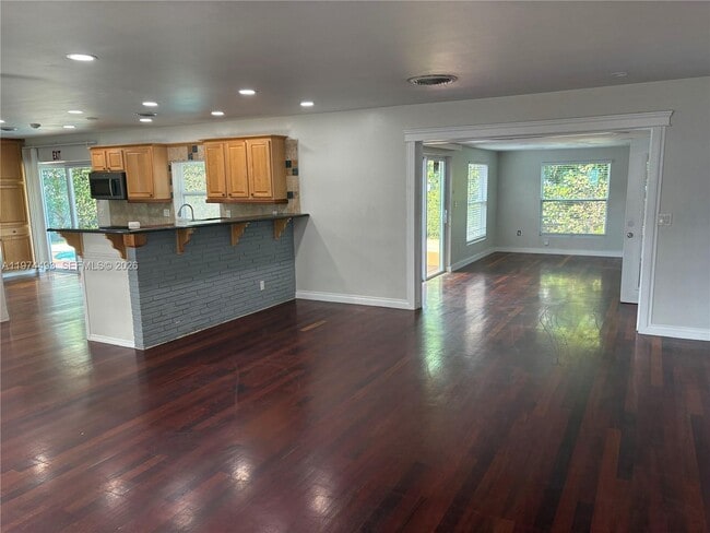 Photo - 3617 Cleveland St