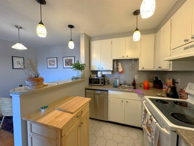 Photo - 47 Mystic St Unit 5A