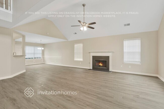 Photo - 1004 Ardwick Ct SE