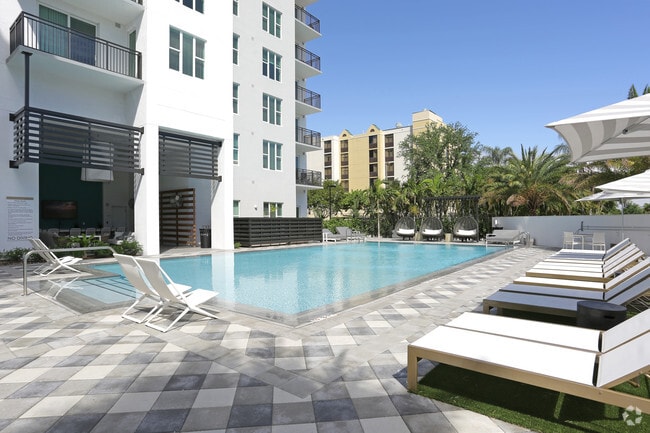 10X Fort Lauderdale